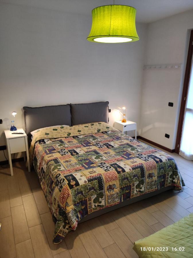 Casa Vacanze Da Riki Appartamento 1 Пескиера дел Гарда Екстериор снимка