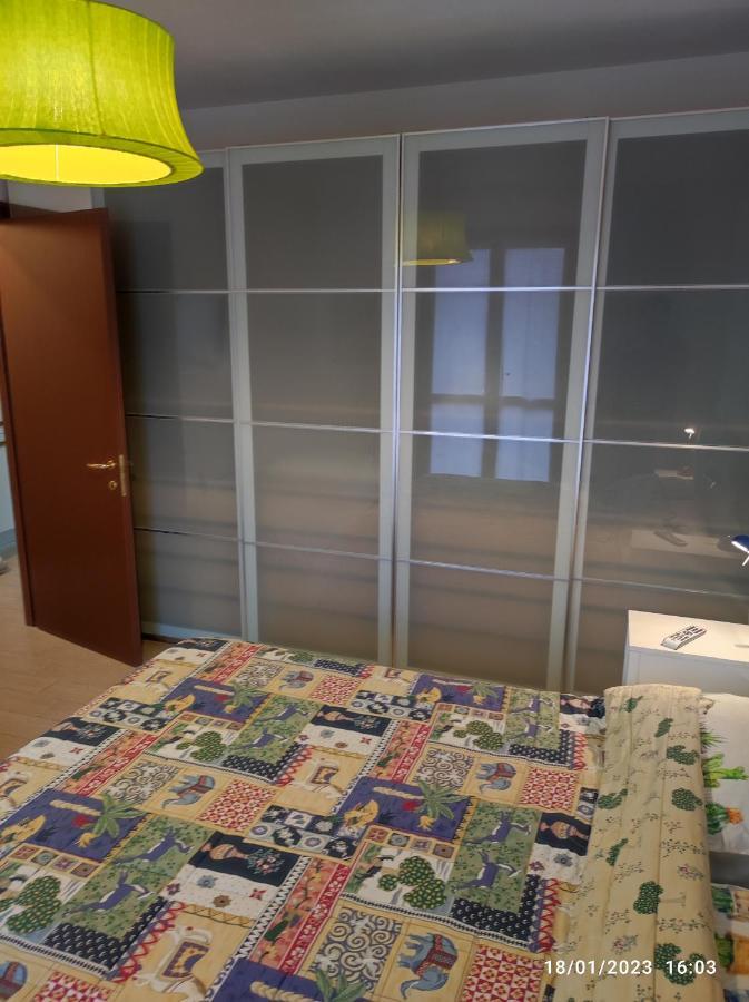 Casa Vacanze Da Riki Appartamento 1 Пескиера дел Гарда Екстериор снимка