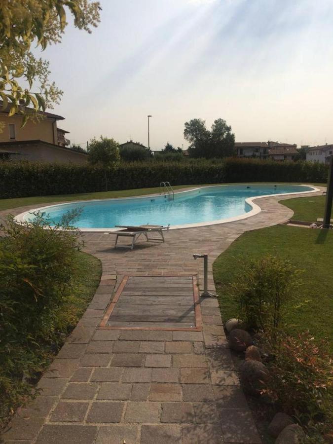Casa Vacanze Da Riki Appartamento 1 Пескиера дел Гарда Екстериор снимка